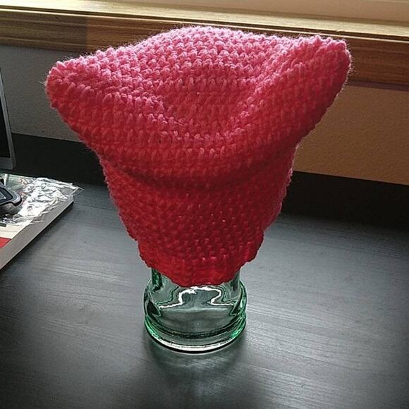 ALL OFFERS ACCEPTED: Donation to Planned Parenthood Action Fund / Pink PussyHat - Picture 4 of 16